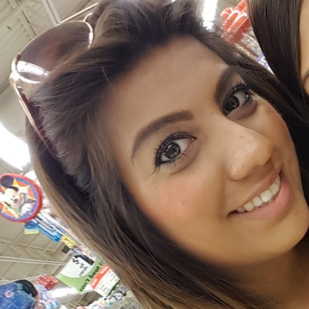 Meet your Posher, Aracelia